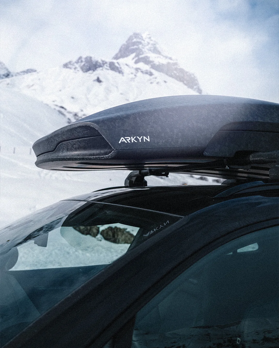 ARKYN FALCON-1 Roof box installed photo 60